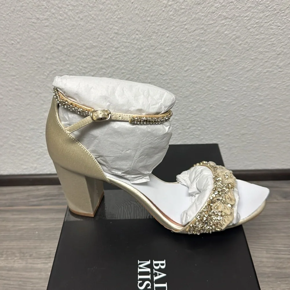 Badgley Mischka Finesse - Ivory BRIDAL Shoes - Picture 6 of 7